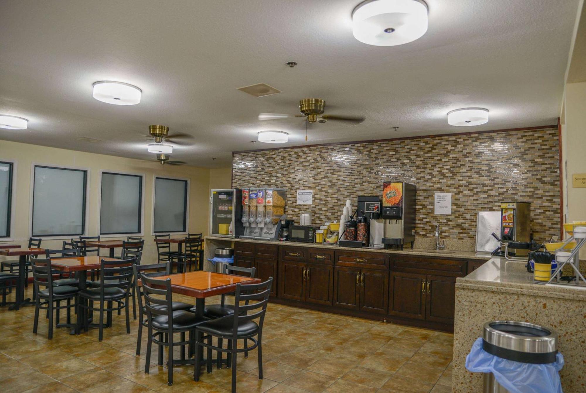 Days Inn By Wyndham מאונט ורנון מראה חיצוני תמונה